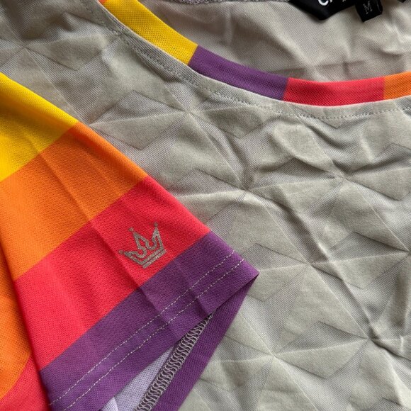 Crowned Athletics Geodesic Crop Top - Picture 2 of 3